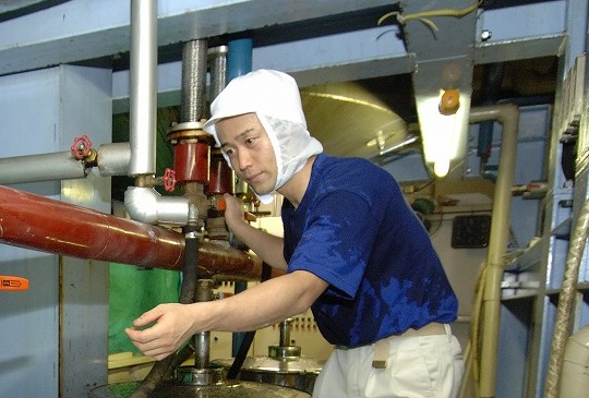 溶糖作業